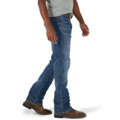 Wrangler Men's Retro Green Jean 77 Slim -Western Cowboy Equipment Store 77MWPME 2